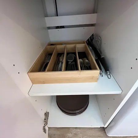 La Tour Saint-nicolas 아파트