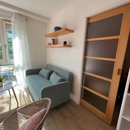 La Tour Saint-nicolas 아파트 *