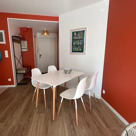 La Tour Saint-nicolas 아파트 *